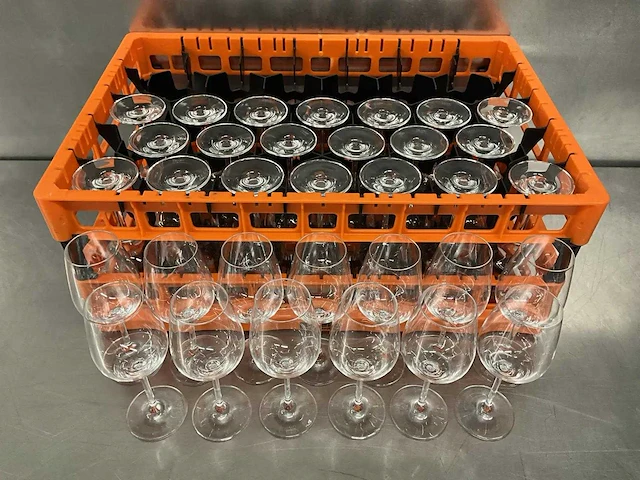 Schott & zwiesel - vina - glazenkorf met 33 wijnglazen (10x) - afbeelding 4 van  9