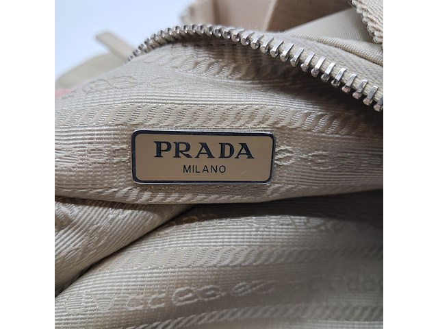 Schoudertas, prada, re-edition 2005 - afbeelding 8 van  10