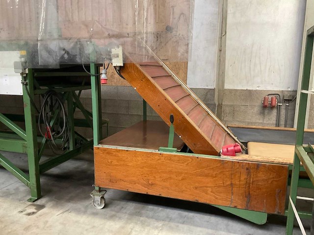 Schouten smb 61/100-8 sorteermachine - afbeelding 13 van  17