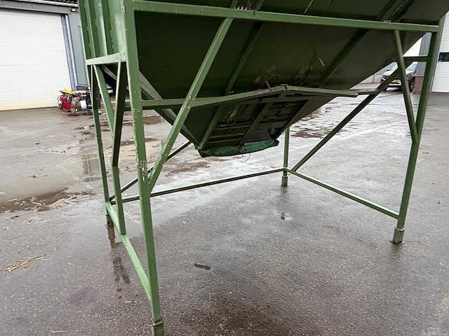 Schouten sorteer/voorraad bunker - afbeelding 6 van  27