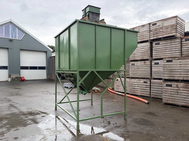 Schouten sorteer/voorraad bunker - afbeelding 1 van  27