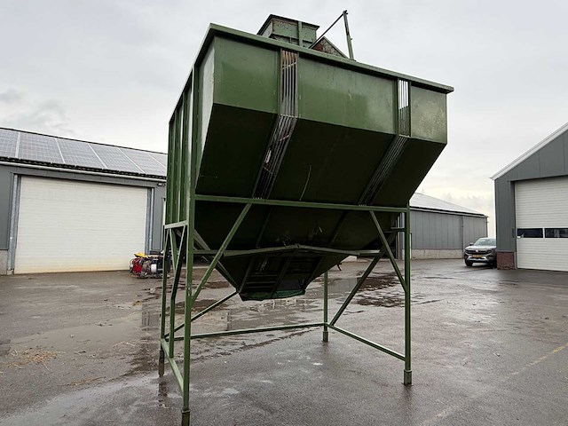 Schouten sorteer/voorraad bunker - afbeelding 21 van  27