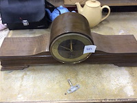 Schouwklok met sleiutel - afbeelding 1 van  3