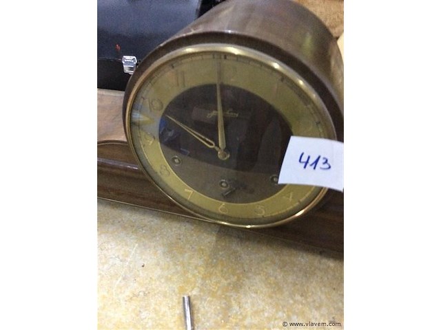 Schouwklok met sleiutel - afbeelding 2 van  3