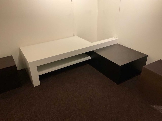 Schouwonderbouw voor hoekhaard met 2 kubussen - afbeelding 2 van  4