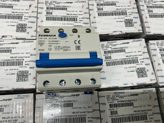 Schrack rcbo c40a 30ma schakelautomaat (45x) - afbeelding 2 van  6