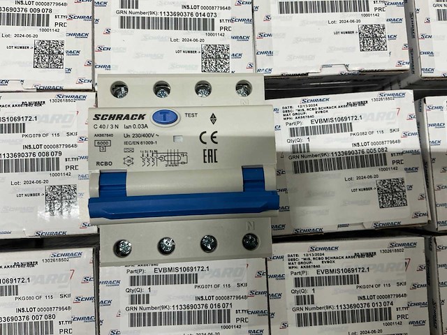 Schrack rcbo c40a 30ma schakelautomaat (45x) - afbeelding 3 van  6