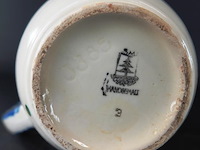 Schramber handbeschilderde schenkkan - afbeelding 5 van  5