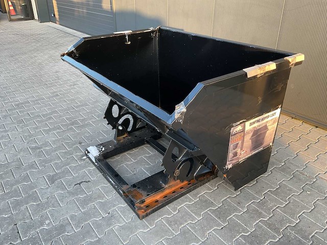 Schranklader - rhino-cross - dumping hopper 1,5cy 69092504 transport schade - afbeelding 1 van  8