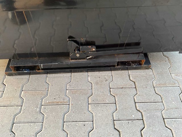 Schranklader - rhino-cross - dumping hopper 1,5cy 69092504 transport schade - afbeelding 2 van  4