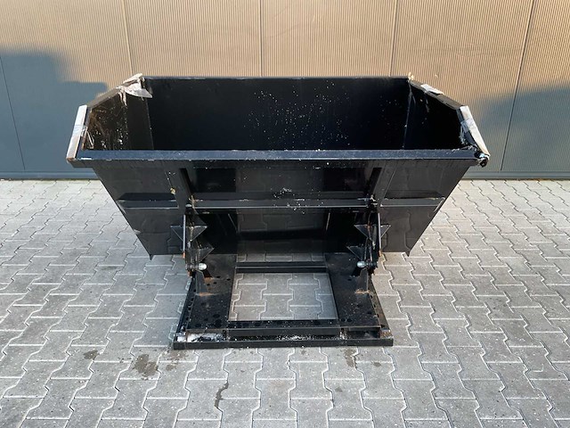 Schranklader - rhino-cross - dumping hopper 1,5cy 69092504 transport schade - afbeelding 1 van  5