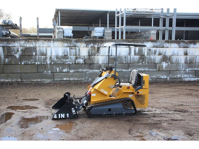 Schranklader infront yf480 benzine 13kw 2025 nieuw - afbeelding 1 van  1
