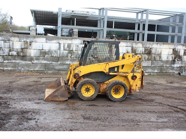 Schranklader komatsu sk714-5 diesel 2018 - afbeelding 1 van  1