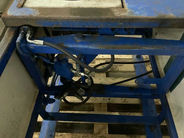 Schrauwen gedragen hydraulische ingaasmachine - afbeelding 5 van  6