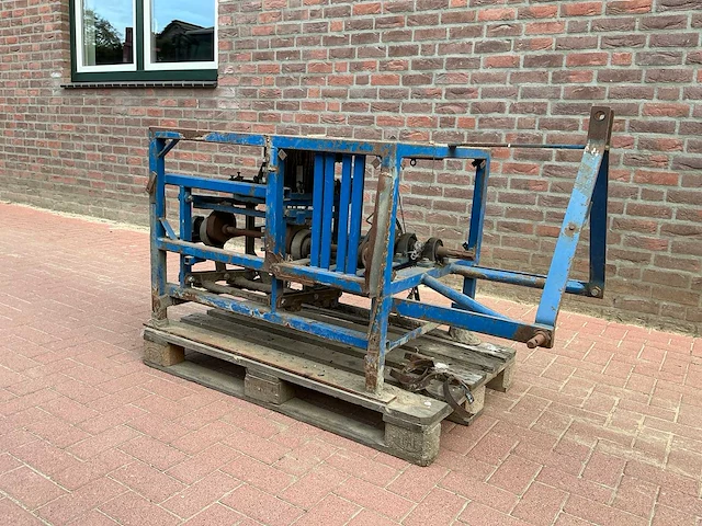 Schrauwen rolinet kluitnetmachine – 3-punts – pto - afbeelding 1 van  9