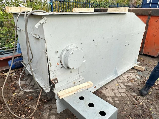 Schredder zeno ztll 1200x1600 elektrisch 1997 - afbeelding 1 van  1