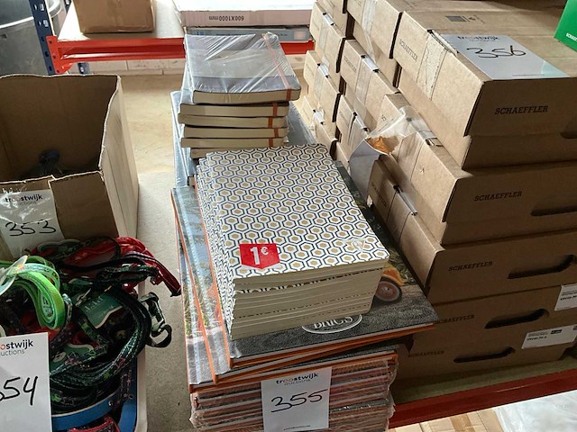 Schrijfwaar en boeken - afbeelding 3 van  4