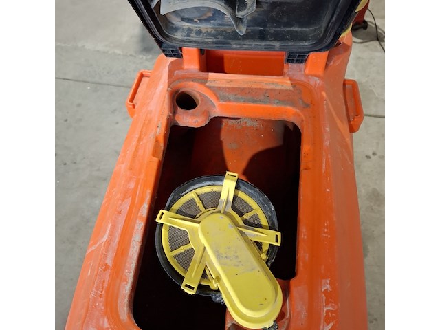 Schrob-/zuigmachine 51cm accu kärcher, bd50/50c bp, bouwjaar 2021 - afbeelding 9 van  10