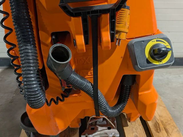 Schrob-/zuigmachine 51cm accu kärcher, bd50/50c bp, bouwjaar 2021 - afbeelding 6 van  9