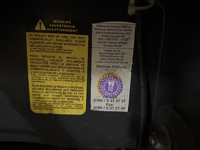 Schrob zuigmachine nilfisk, ba651 - afbeelding 2 van  16