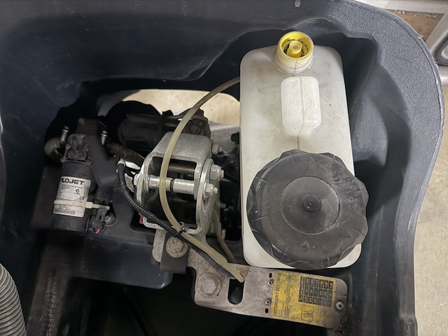 Schrob zuigmachine nilfisk, ba651 - afbeelding 6 van  16