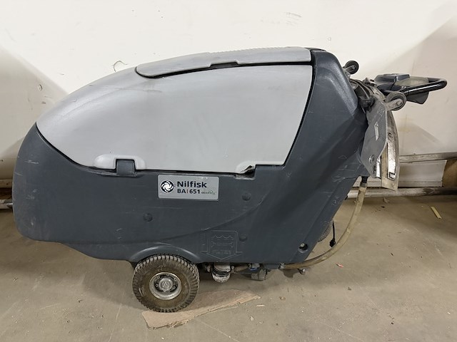 Schrob zuigmachine, nilfisk, ba651 - afbeelding 1 van  17