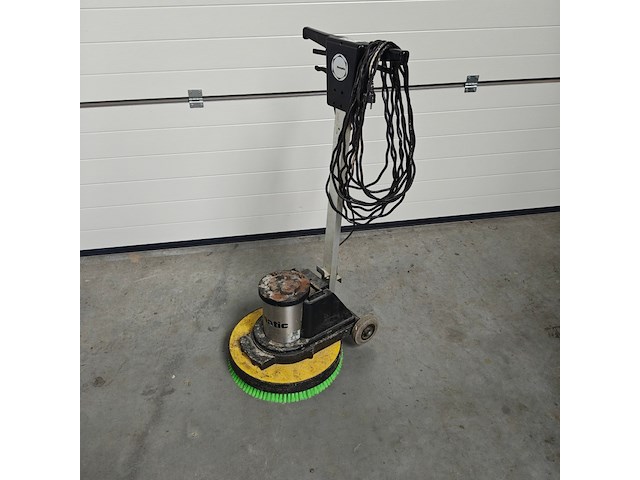 Schrob/boen machine, numatic - afbeelding 1 van  4