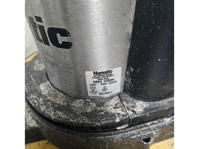 Schrob/boen machine, numatic - afbeelding 3 van  4