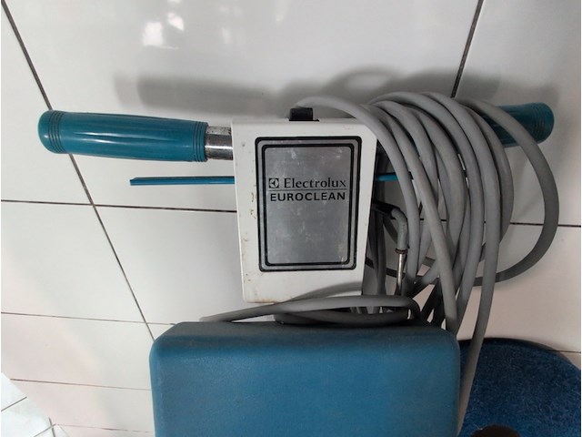 Schrobmachine electrolux, euroclean ifn - afbeelding 3 van  6
