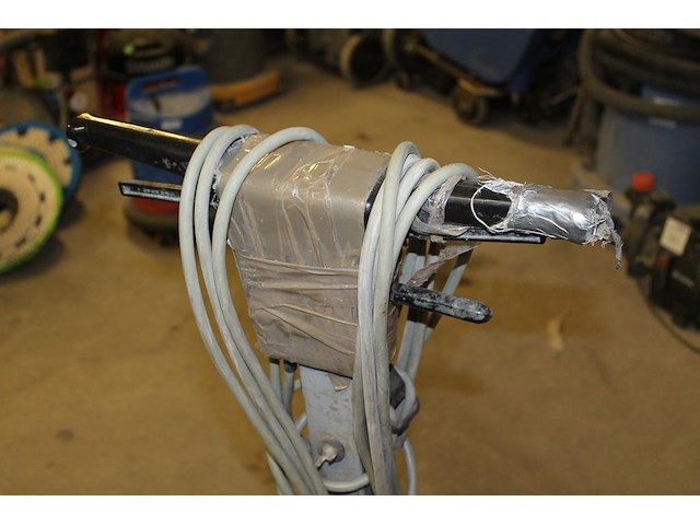 Schrobmachine nn. let op! exclusief borstel. - afbeelding 3 van  5