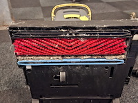 Schrob/zuigmachine karcher, br30/4c, bouwjaar 2021 - afbeelding 6 van  6