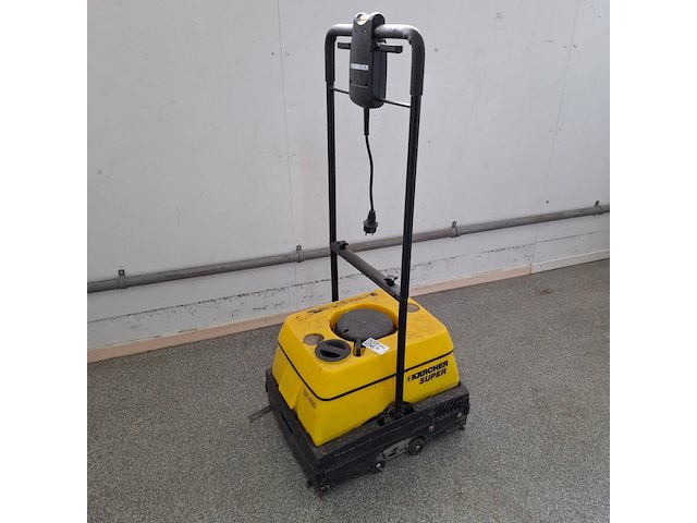 Schrob/zuigmachine karcher, br400, bouwjaar 2005 - afbeelding 2 van  6