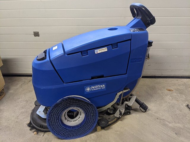 Schrob/zuigmachine nilfisk, scrubtec 344 - afbeelding 1 van  14
