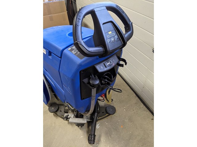 Schrob/zuigmachine nilfisk, scrubtec 344 - afbeelding 8 van  14