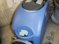 Schrobzuigmachine numatic tt3450s. - afbeelding 3 van  5