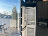 Schröder - showroomkeuken met bosch apparatuur - afbeelding 8 van  23