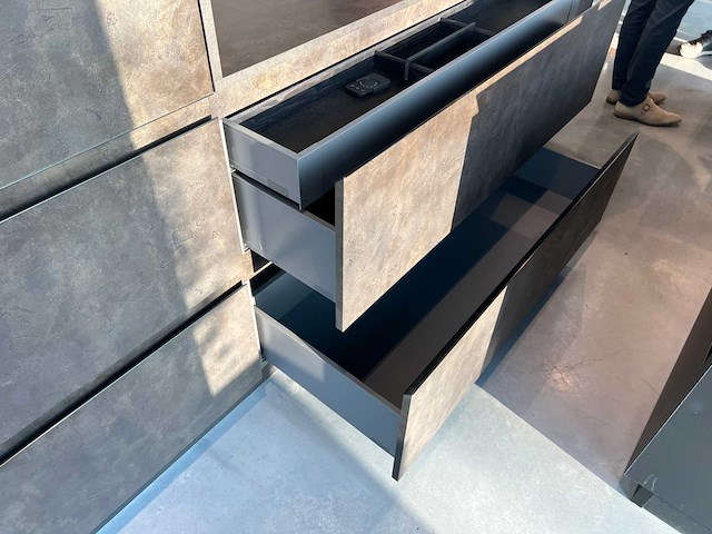 Schröder - showroomkeuken met pelgrim apparatuur - afbeelding 15 van  31