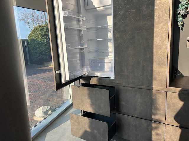 Schröder - showroomkeuken met pelgrim apparatuur - afbeelding 19 van  31