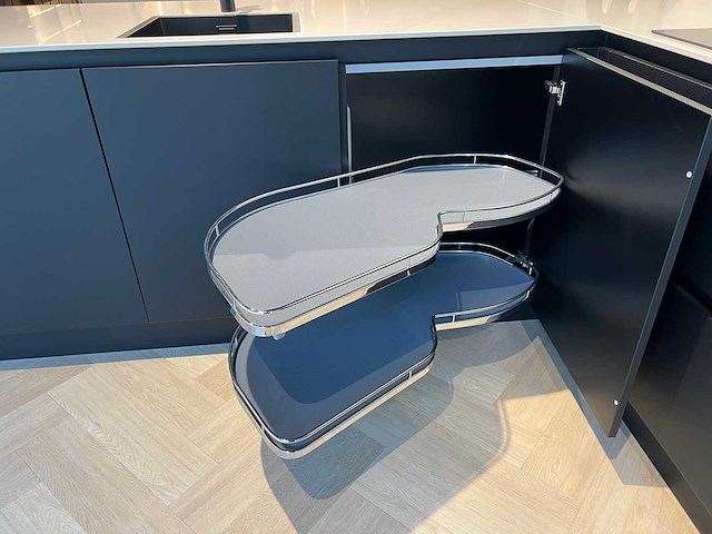 Schröder - showroomkeuken met pelgrim apparatuur - afbeelding 8 van  22