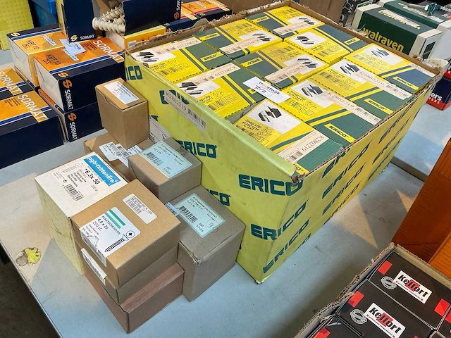 Schroef en clip - afbeelding 1 van  5