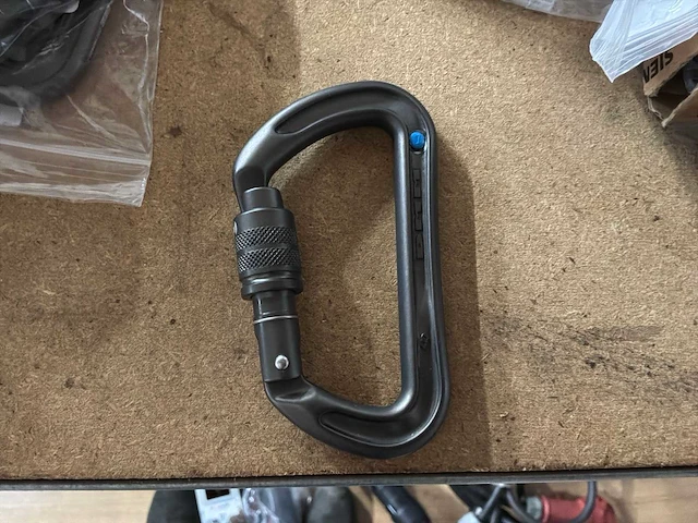 Schroefkarabiner (18x) - afbeelding 2 van  2