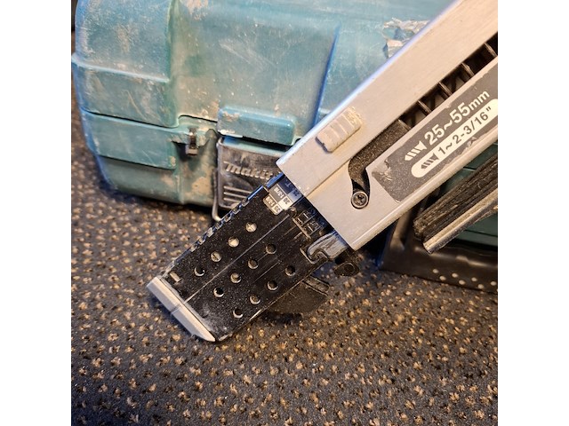 Schroefmachine makita, 6842, bouwjaar 2015 - afbeelding 3 van  7