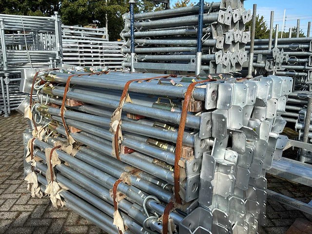 Schroefstempel (1,80/3 m) (50x) - afbeelding 1 van  4