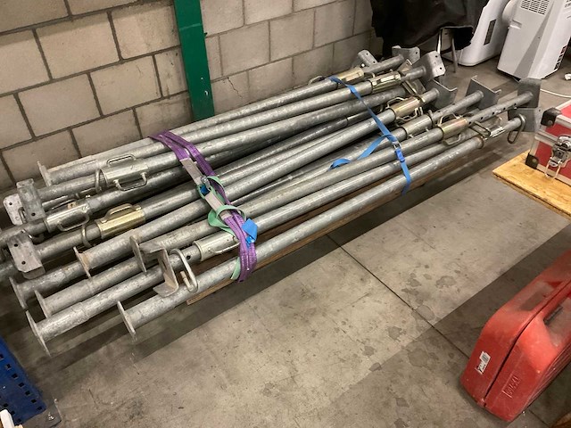 Schroefstempel (19x) - afbeelding 1 van  2