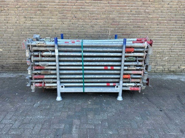 Schroefstempels 210-350cm (73x) - afbeelding 1 van  4