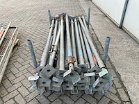 Schroefstempels, metselprofielen en steigermateriaal - afbeelding 5 van  18