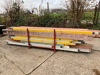 Schroefstempels, metselprofielen en steigermateriaal - afbeelding 12 van  18