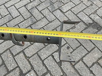 Schroefstempels, metselprofielen en steigermateriaal - afbeelding 18 van  18