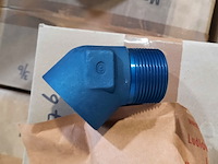 Schroeven en metalen pijpen - afbeelding 8 van  10