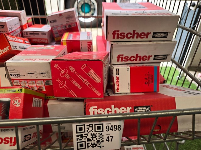 Schroeven en pluggen ca 50 dozen fischer, partij - afbeelding 6 van  6